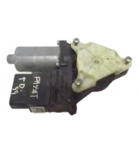 Motor Vidro Traseiro Direito Passat 1998 A 2005 3b5839752af